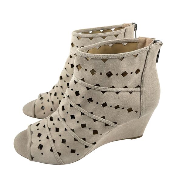 Michael Kors Women's Ankle Wedge Booties Size 10M Taupe Suede Cutout Peep Toe - Picture 4 of 13